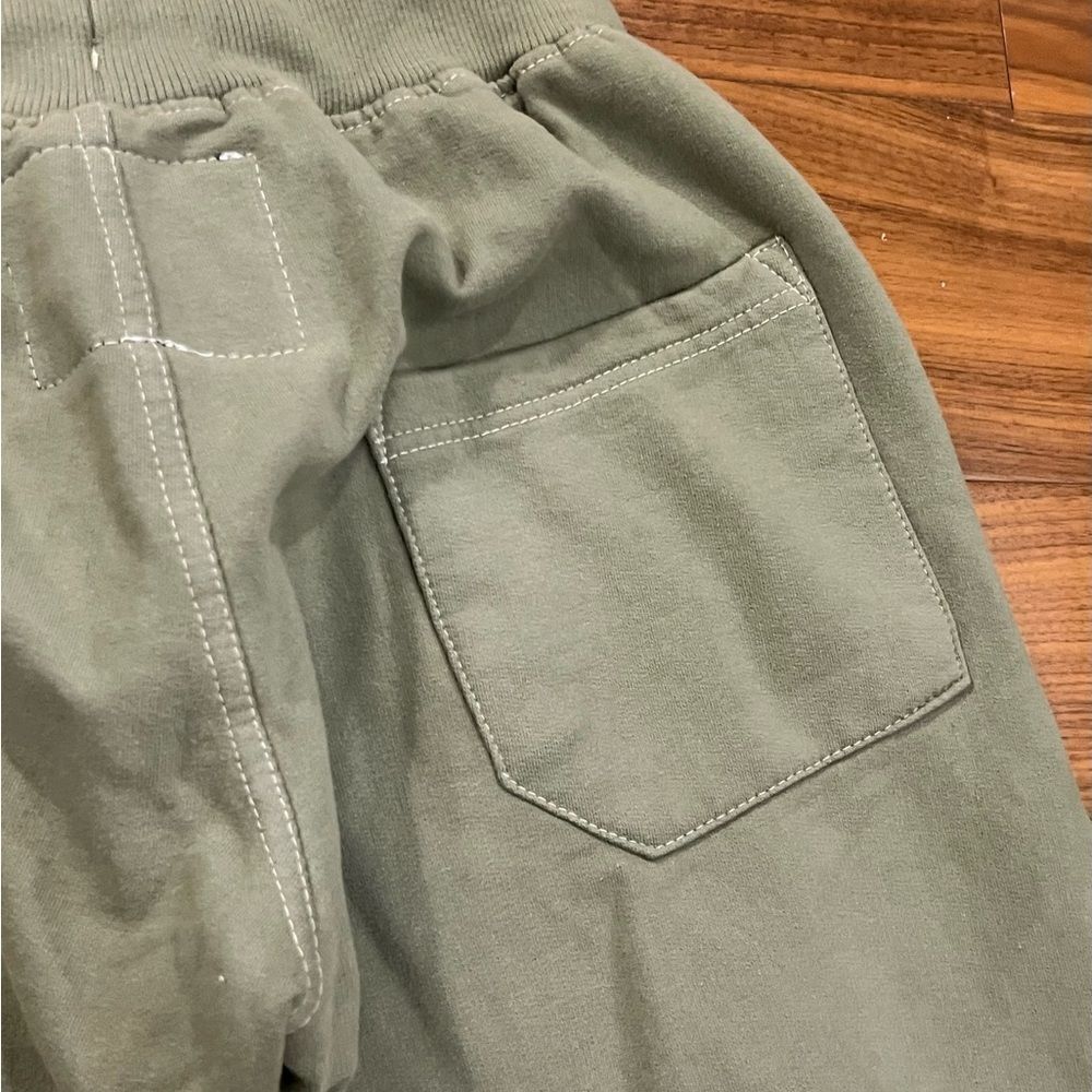 La Detresse olive sweatpants NWOT size XS - Picture 9 of 10